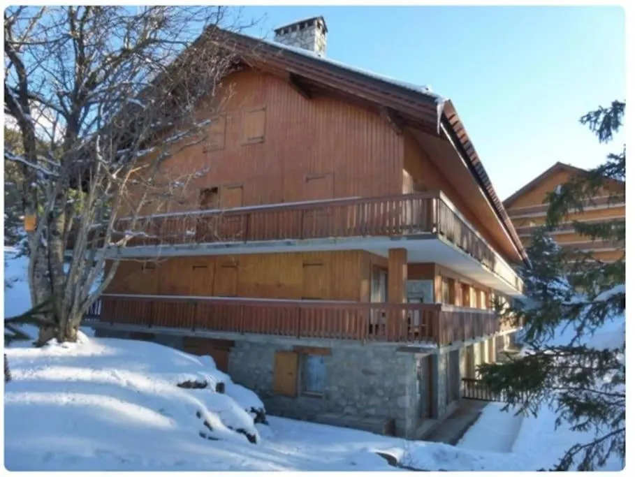 Apartamento Meribel, Appartement En Duplex Ski Aux Pieds Refait A Neuf Les Allues